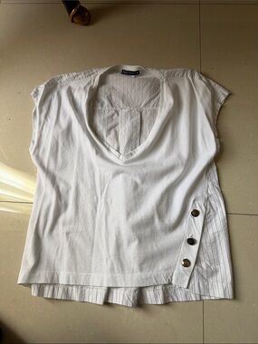 Zara White V-Neck Layered Tank with Button Detail